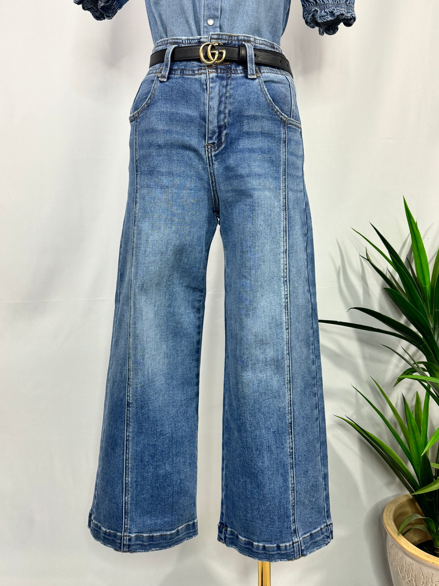 The Seam Crop Jean – High-Rise Cropped Denim | Scout Couture®