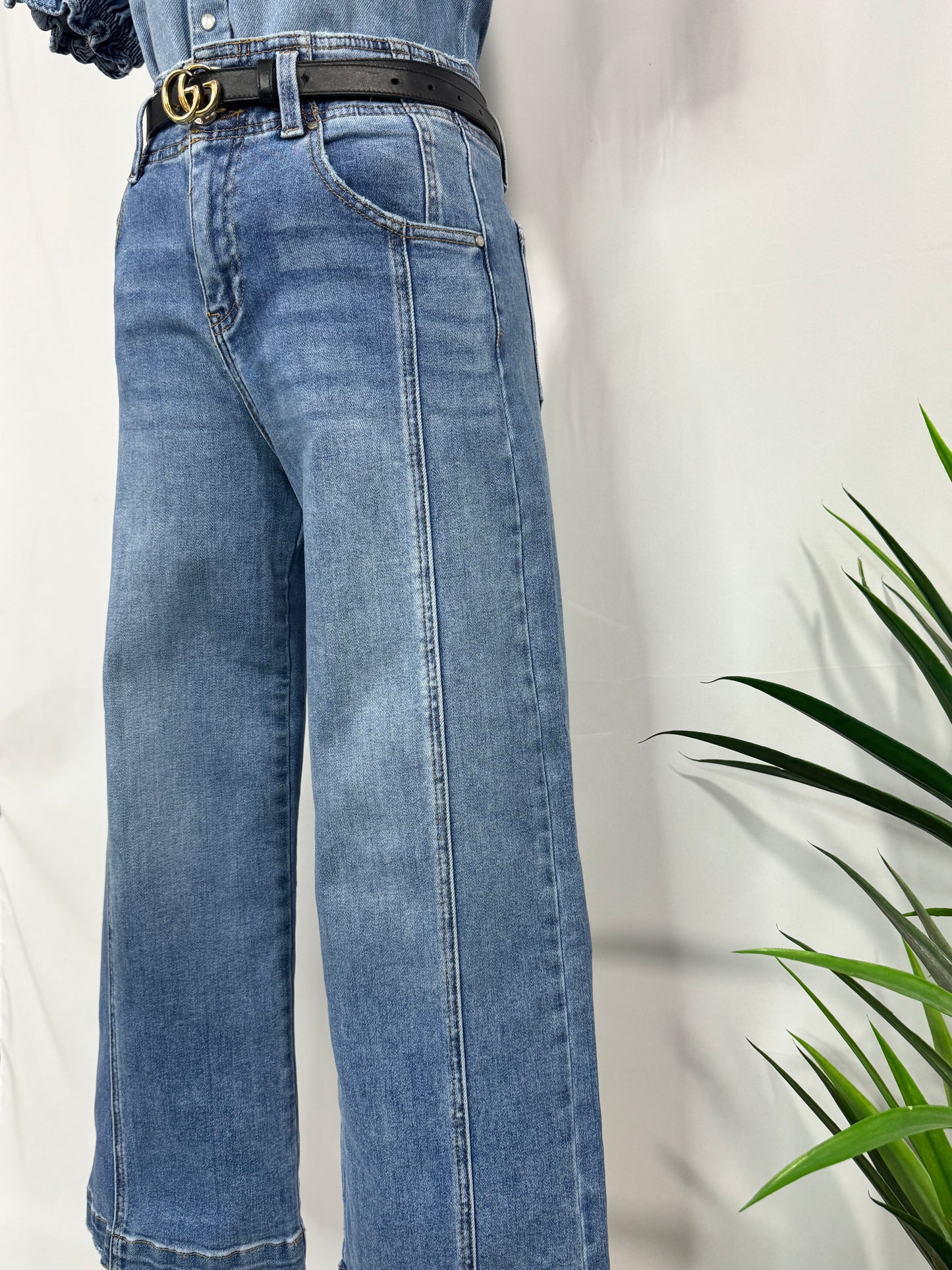 The Seam Crop Jean – High-Rise Cropped Denim | Scout Couture®