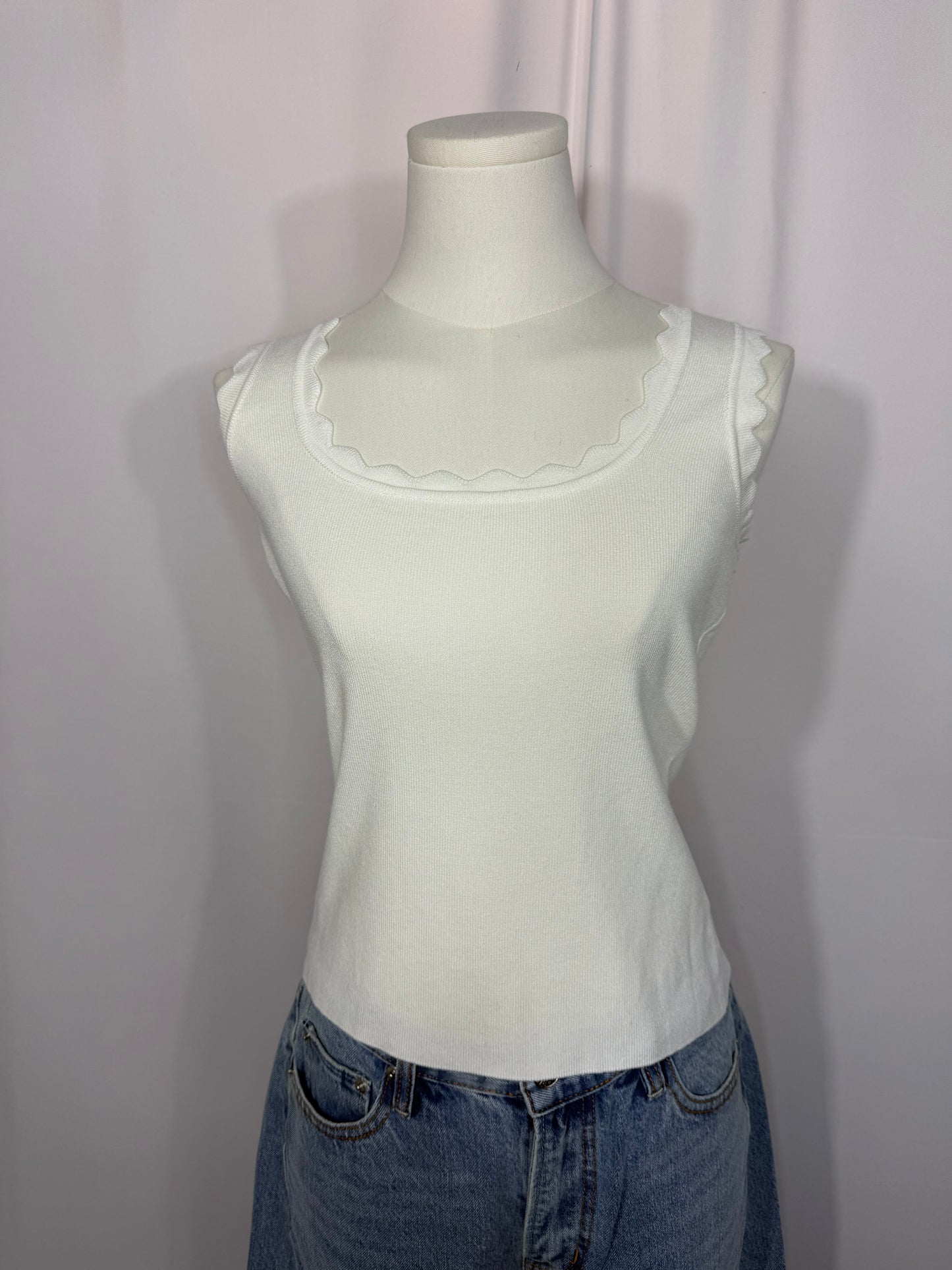 Scalloped Edge Tank